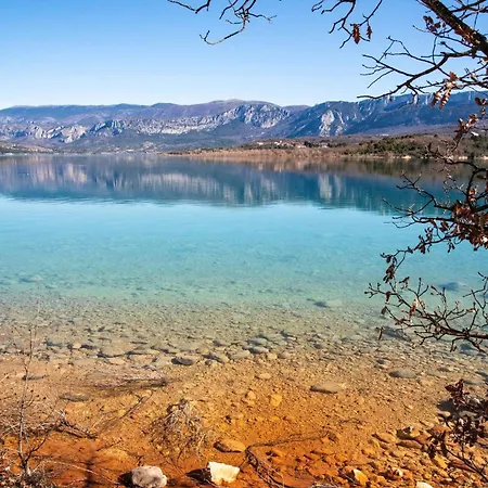 Vous Viendrez Vivre Ici 2 Pièces Lavandes Garage à Moto * Riez
